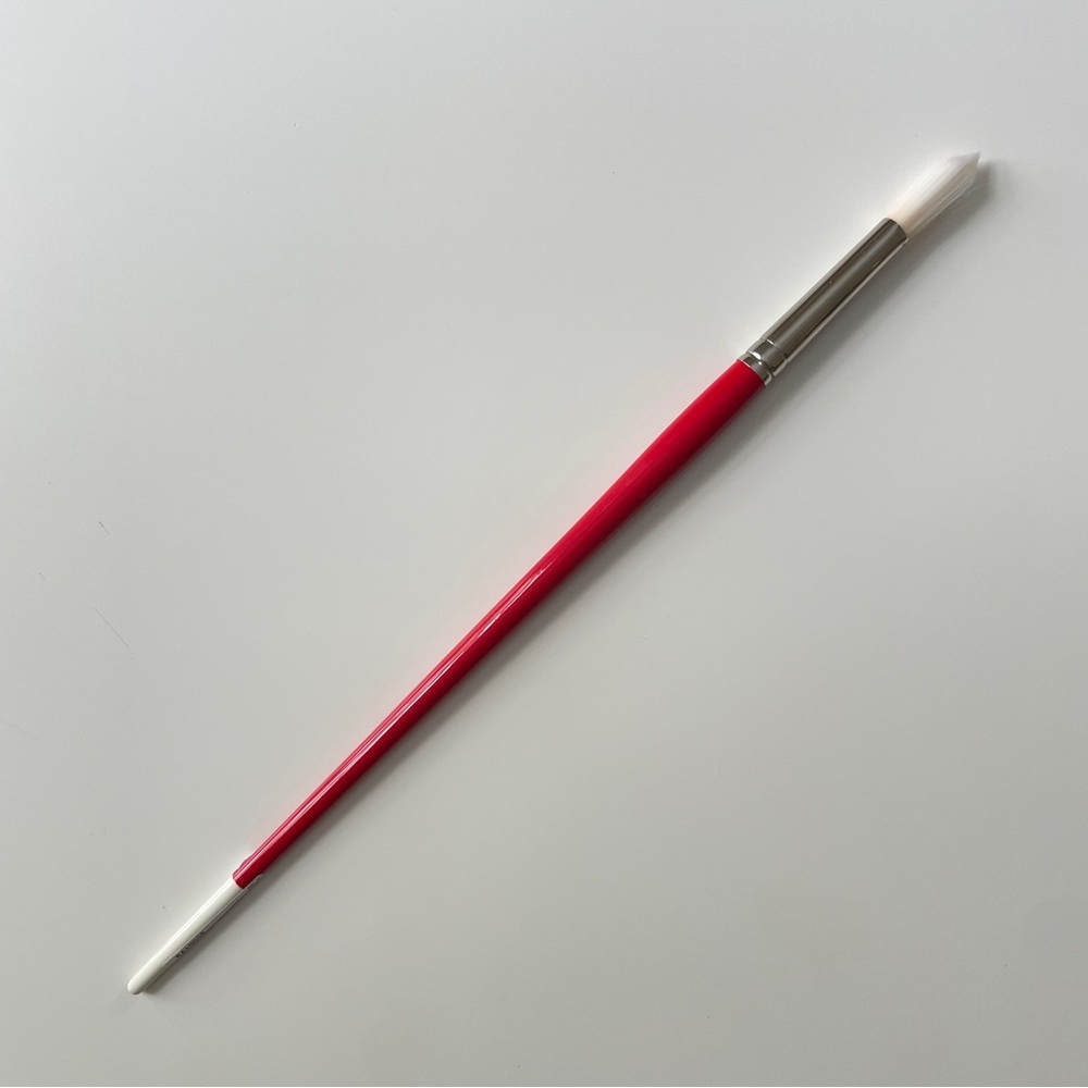 Winsor & Newton University Series Long-Handle Paint Brush 235, Size 8 - Picture 3 of 10